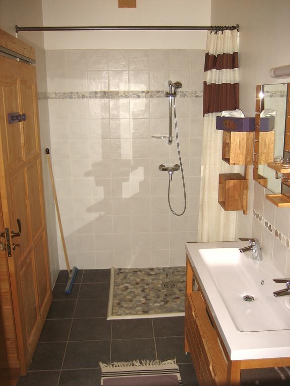 Chambres D'Hotes La Pierre D'Oran LʼArgentière-la-Bessée Екстериор снимка