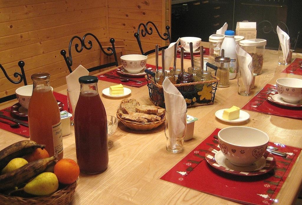 Chambres D'Hotes La Pierre D'Oran LʼArgentière-la-Bessée Екстериор снимка